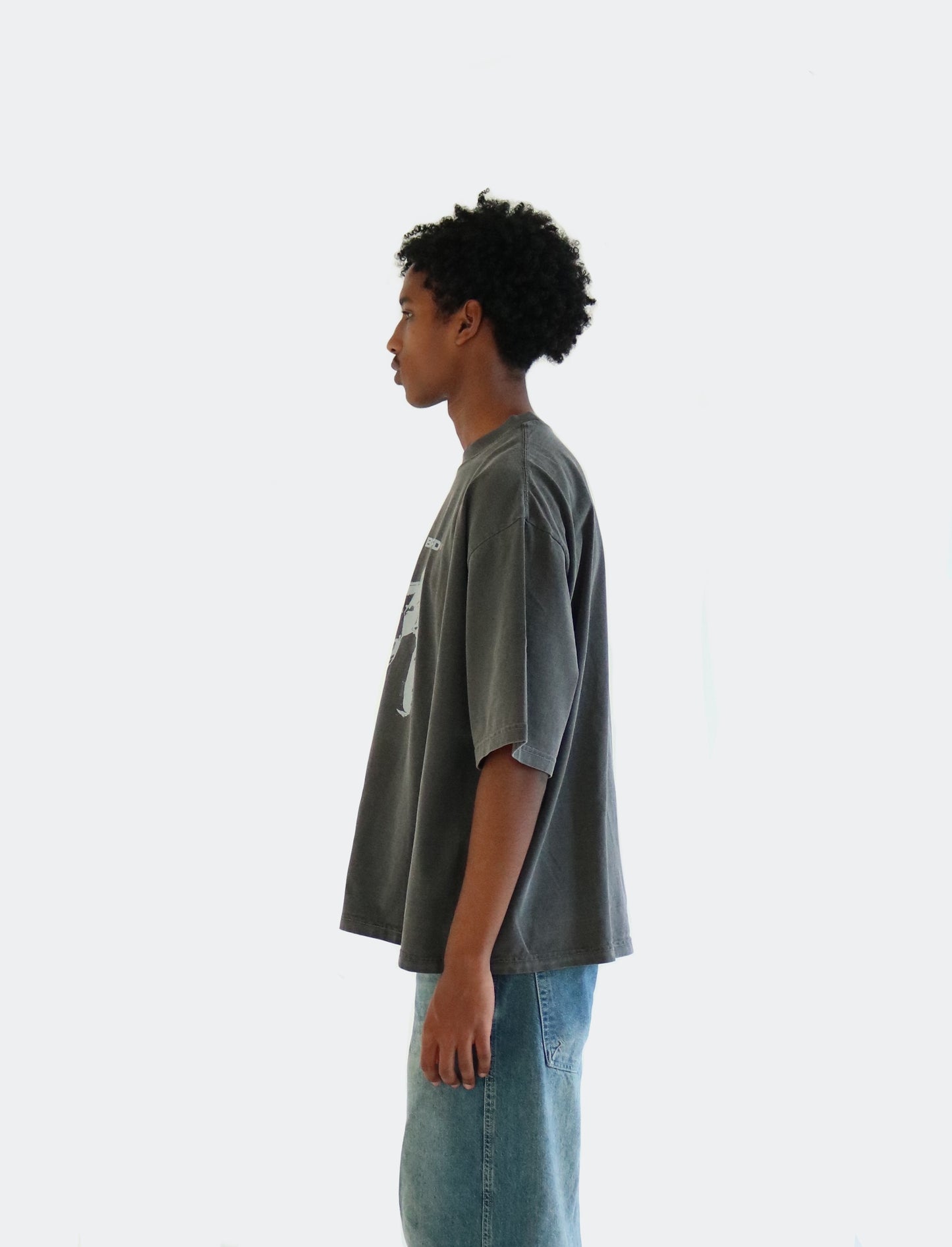 GREY GLOBAL BOX TEE